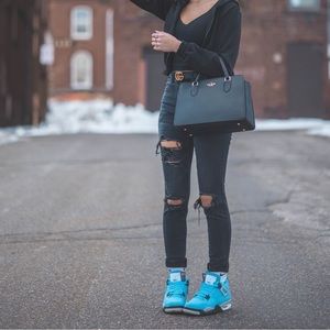 Women’s American Eagle Jeans - size 2